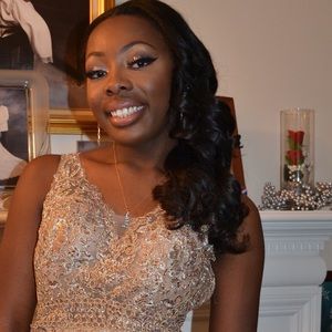 Meet your Posher, Jasmine